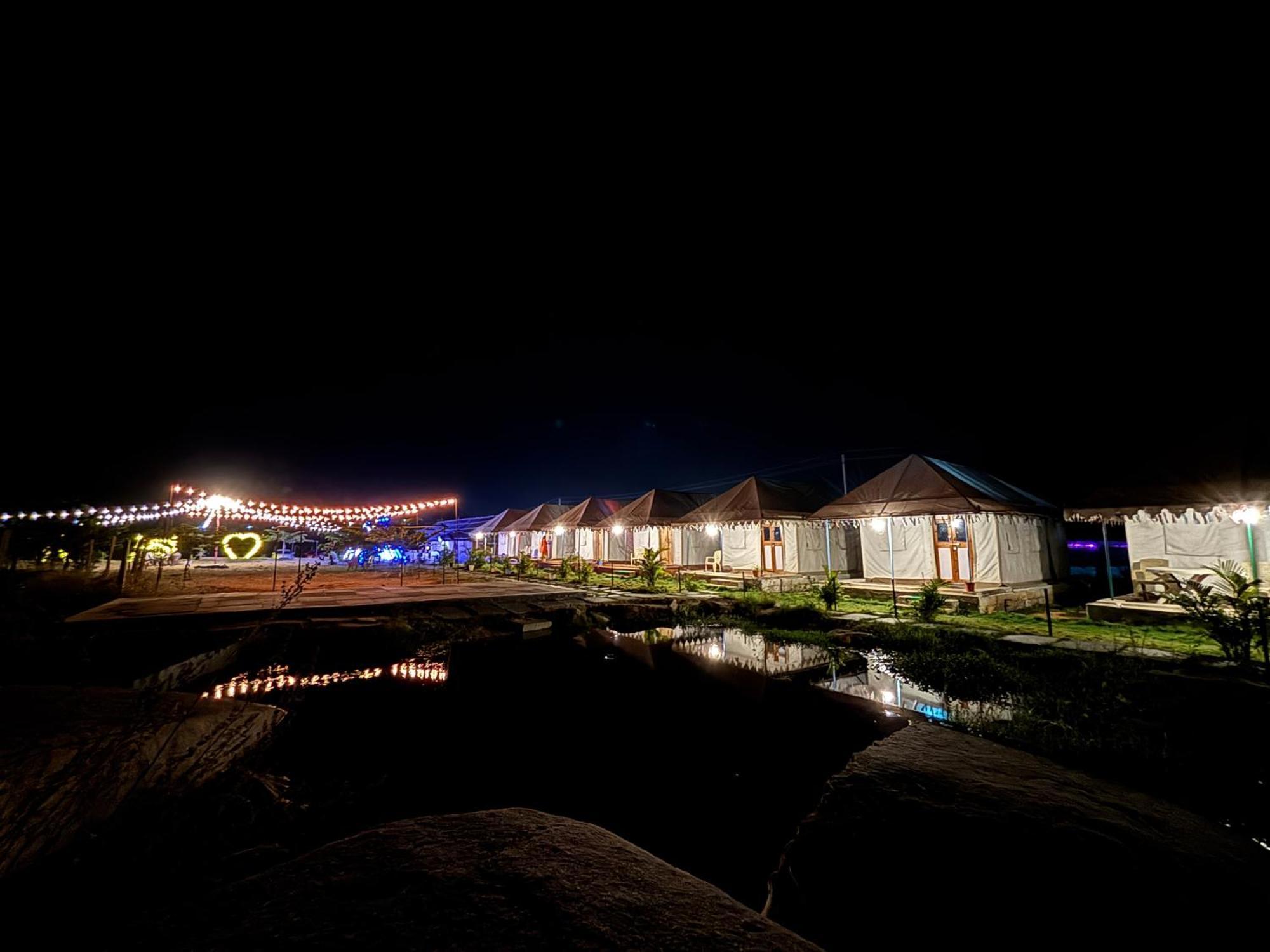Murali Guesthouse האמפי מראה חיצוני תמונה