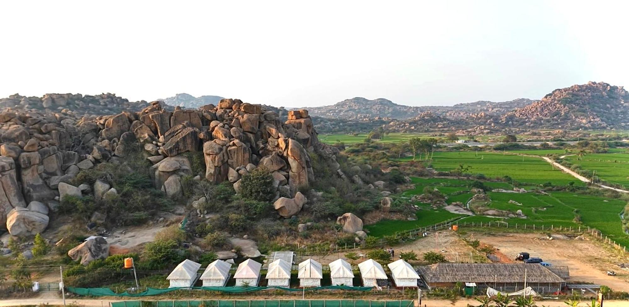 Murali Guesthouse האמפי מראה חיצוני תמונה